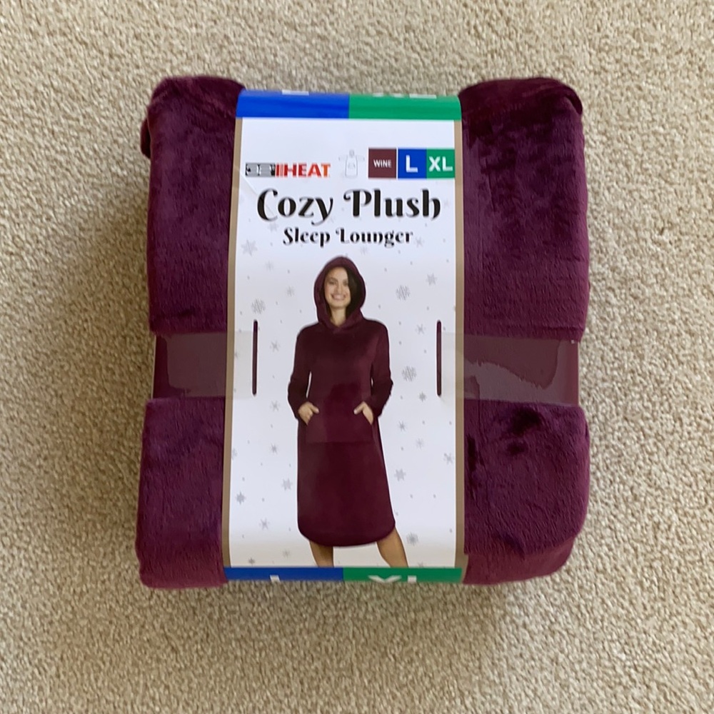 NWT! 32 degree Cozy Plush sleep lounger l/xl! Wine color!